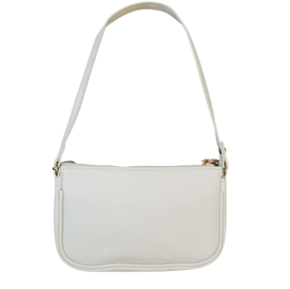 LD Chain Baguette Bag - Picture 3 of 13